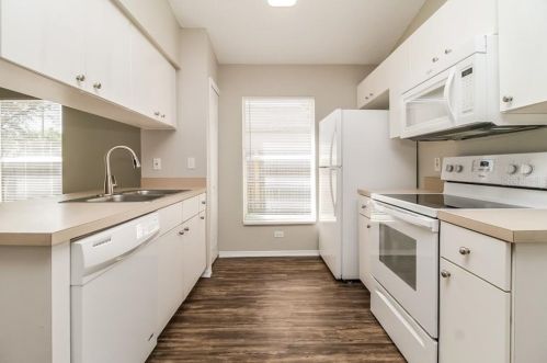 1487 Woodwind Dr, Apopka FL  32703-7244 exterior