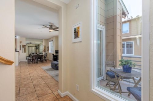 1592 Chandler St, Oakland, CA 94603-3883