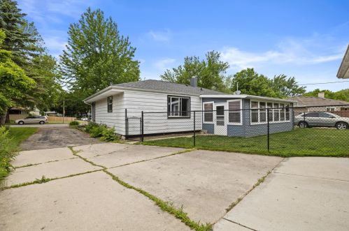 3755 Parnell Ave, Milwaukee WI  53221-3955 exterior