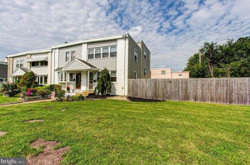 836 Andover Rd, Lansdale, PA 19446-1812