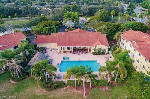 8224 Key Royal Cir, Naples FL  34119-6797 exterior