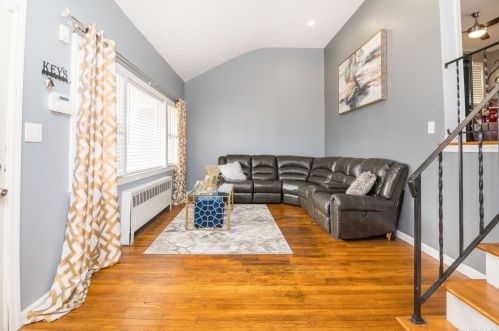 63 Monroe Ave, Roosevelt, NY 11575-2440