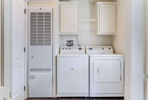 134 Bluejay Dr, Santa Rosa CA  95409-4105 exterior