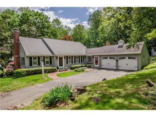 4 Penwood Rd, Bloomfield, CT 06002-1521