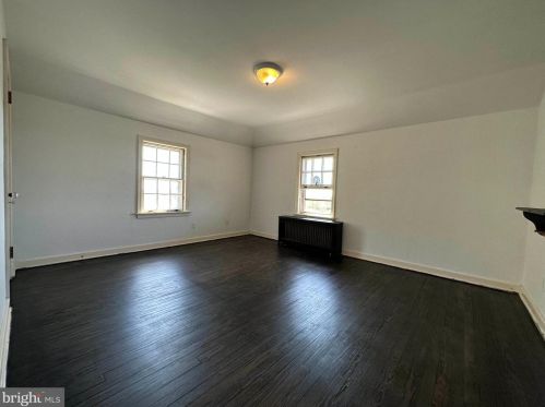 17 Spring Garden St, Ephrata PA  17522-2519 exterior