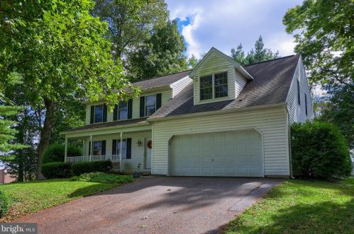 2 Money Hill Rd, Slackwater, PA 17551-9767
