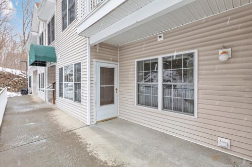 22122 Arganese Pl, Bridgeport, CT 22122-6334