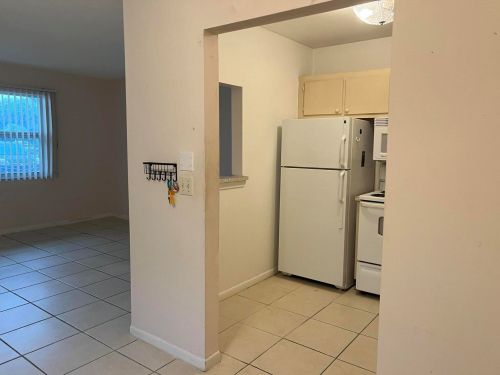 177 Salisbury H, West Palm Beach, FL 33417-1966