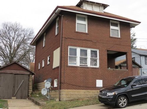 1300 Woodmont Ave, New Kensington, PA 15068-5539