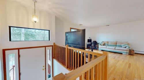 16 James St, Washingtonville NY  10992-1406 exterior