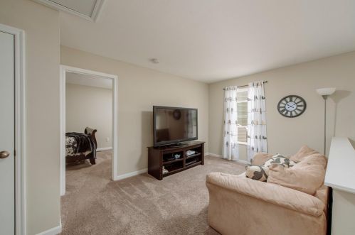 709 Mary Lane Ext, South Lebanon OH  45065-1107 exterior