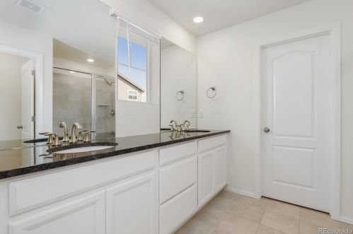 9450 Rifle St, Denver CO  80022-0643 exterior