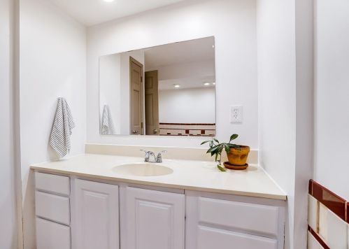 10641 Carolina Trace Rd, New Haven OH  45030-1611 exterior