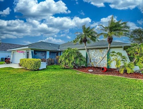 405 6th Ter, Cape Coral, FL 33990-1529