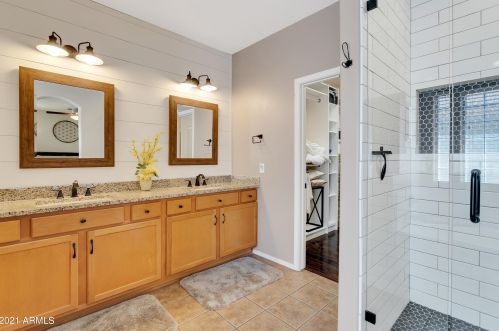 35205 30 Dr, Phoenix AZ 85017-4157 exterior