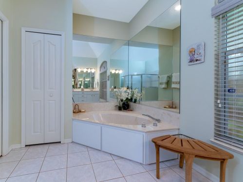 593 Rotonda Cir, Placida FL  33947-2022 exterior