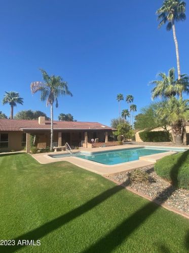 545 Cercado Ln, Litchfield Park, AZ 85340-4231