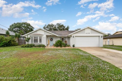 4255 Fairfax St, Cocoa, FL 32927-3948