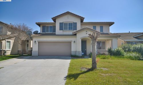 148 Travertine Ave, Lathrop, CA 95330-8827