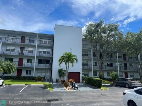 1301 134th Way, Hollywood FL  33027-1855 exterior