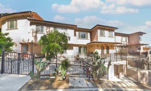 11145 Sunshine Ter, North Hollywood, CA 91604-3162