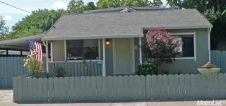 2704 57th St, Sacramento, CA 95817-2402