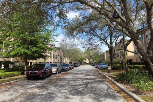 4305 Regal Town Ln, Lake Mary, FL 32746-2063