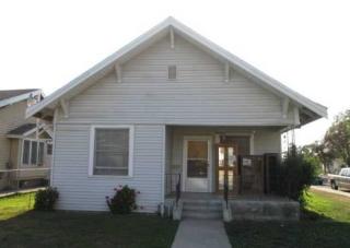 311 Roche St, Porterville, CA 93257-3922