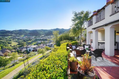 20 Rabble Rd, Orinda CA  94563-3718 exterior