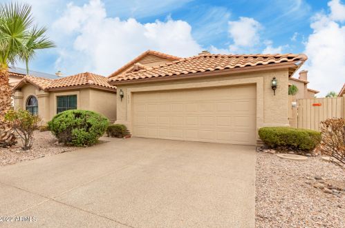 6907 Utopia Rd, Glendale, AZ 85308-5567