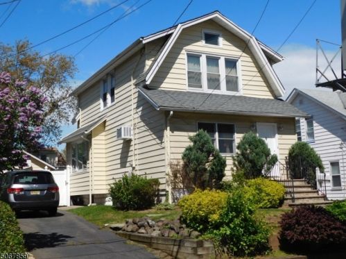 272 Harrison St, Nutley, NJ 07110-2613