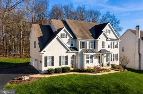 136 Forest Dr, Kennett Sq, PA 19348-2599
