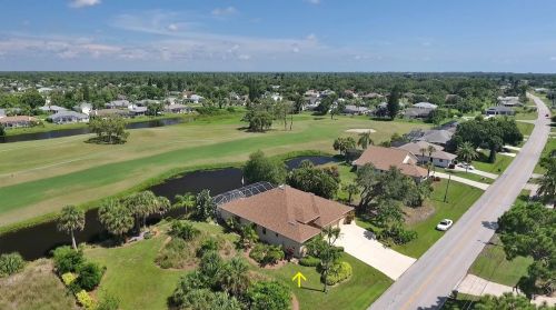 234 Rotonda Cir, Placida, FL 33947-2149