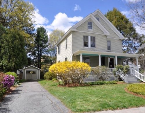 4 Lincoln St, Maynard, MA 01754-2207