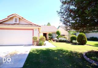 8519 Beaver Dr, Bakersfield, CA 93312-4959