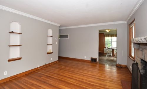 8330 Portland Ave, Milwaukee WI 53213-3018 exterior