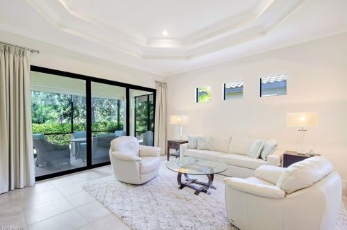 9433 Isla Bella Cir, Bonita Springs FL  34135-7276 exterior