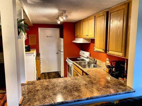 1 Fir Trl, Wisconsin Dells WI  53965-8848 exterior