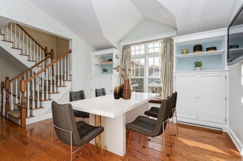 215 Locust Rd, Pleasantville NY  10570-3723 exterior