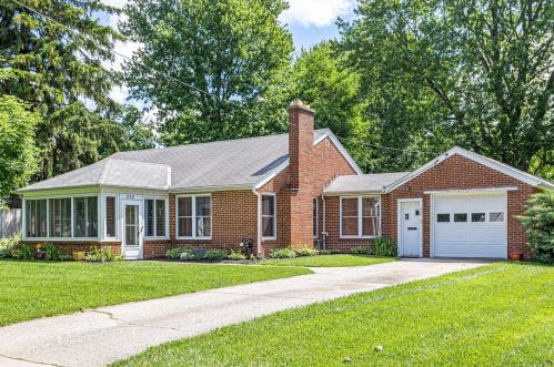 238 Forest Lawn Blvd, Marion, OH 43302-4339