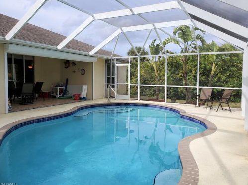 507 Aspen Ave, Lehigh Acres FL 33974-9613 exterior