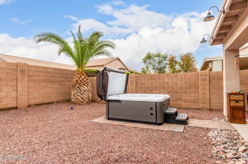 45183 Rhea Rd, Maricopa AZ  85139-9153 exterior
