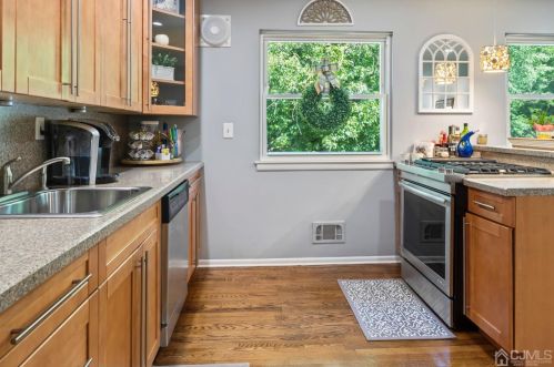 38 Rockhill Rd, Old Bridge NJ  08857-2418 exterior