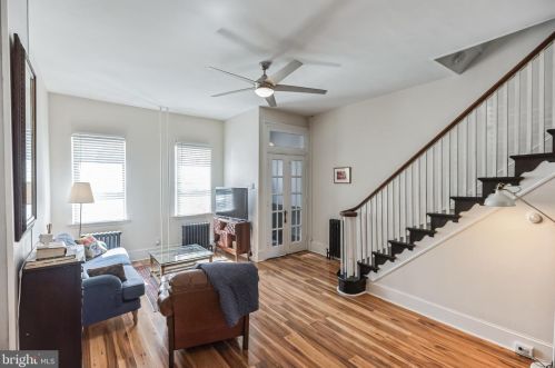 927 Mckean St, Philadelphia PA  19148-2326 exterior