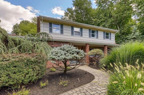 4 Bullowa Dr, Stony Point, NY 10980-3004