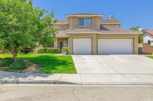42303 59th St, Lancaster, CA 93536-3740