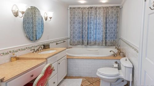 158 Jelliff Ml Rd, New Canaan CT  06840-6506 exterior