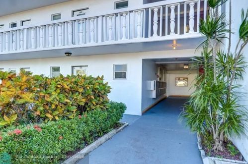 600 2nd St, Dania Beach FL  33004-3349 exterior