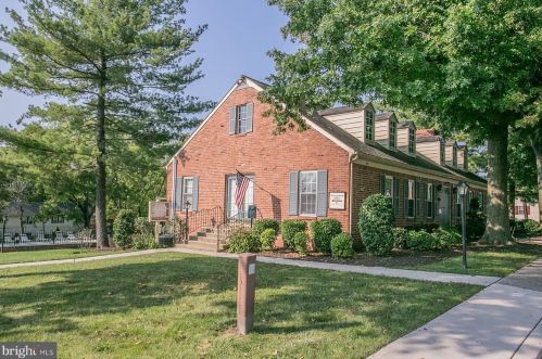 132 Ardwick Ter, Lansdale PA 19446-4925 exterior