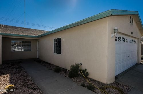 3520 Tomahawk Dr, Lake Havasu City AZ  86406-8614 exterior